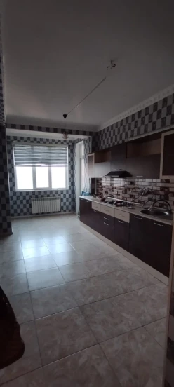 Satılır yeni tikili 3 otaqlı 96 m², Həzi Aslanov m.-6 Satılır yeni tikili 3 otaqlı 96 m², Həzi Aslanov m.-6