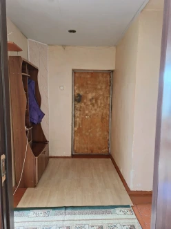 Satılır köhnə tikili 4 otaqlı 80 m²,  Qaraçuxur-9