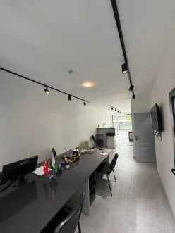 Satılır obyekt 50 m²,  20 yanvar m.-2
