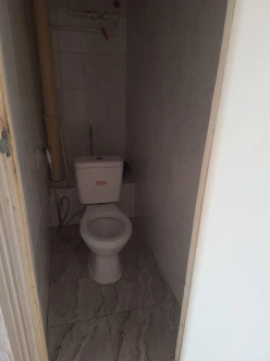 Satılır köhnə tikili 4 otaqlı 80 m²,  Qaraçuxur