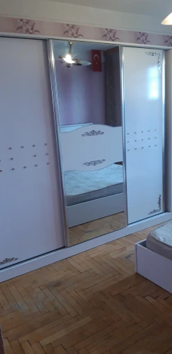 İcarə köhnə tikili 2 otaqlı 56 m²,  Xalqlar Dostluğu m.-8