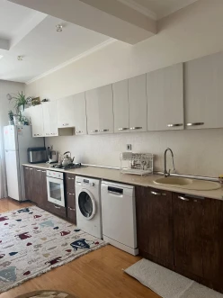 İcarə yeni tikili 3 otaqlı 111 m²,  Yasamal-3