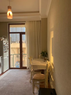 İcarə yeni tikili 1 otaqlı 44 m²,  28 May m.-3