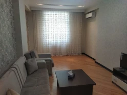 Satılır yeni tikili 2 otaqlı 60 m²,  Gənclik m.-3