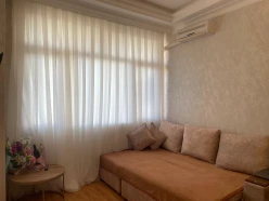 İcarə yeni tikili 1 otaqlı 44 m²,  28 May m.-4