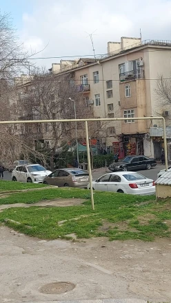 Satılır obyekt 65 m², Bakıxanov-3 Satılır obyekt 65 m², Bakıxanov-3