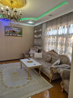 Satılır ev/villa 7 otaqlı 400 m²,  İnşaatçılar m.-15