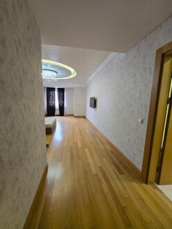 İcarə yeni tikili 4 otaqlı 256 m², Nərimanov-8 İcarə yeni tikili 4 otaqlı 256 m², Nərimanov-8