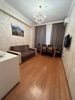 Satılır yeni tikili 2 otaqlı 44 m², İnşaatçılar m.-6