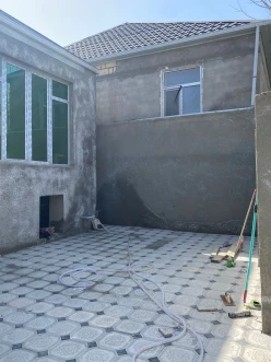 Satılır ev/villa 4 otaqlı 130 m², Azadlıq prospekti m.-17