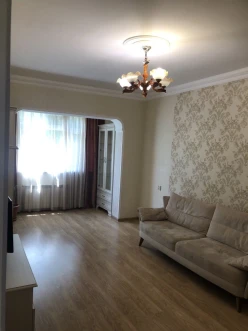 Satılır köhnə tikili 3 otaqlı 80 m², Dərnəgül m.-13