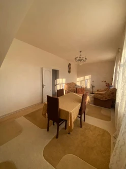 Satılır ev/villa 6 otaqlı 400 m², Binə q.-7