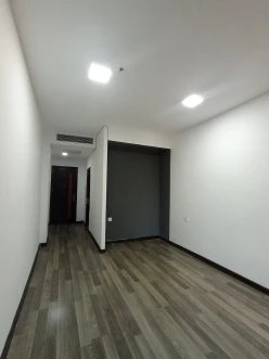 İcarə ofis 2 otaqlı 32 m², 28 May m.-2