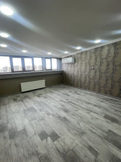 İcarə yeni tikili 2 otaqlı 65 m², İnşaatçılar m.-6