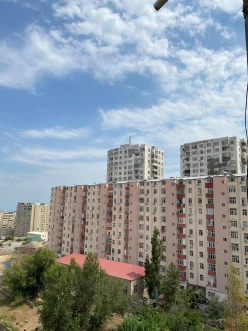 Satılır köhnə tikili 2 otaqlı 60 m²,  İnşaatçılar m.-18