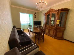 Satılır köhnə tikili 2 otaqlı 60 m²,  İnşaatçılar m.-10