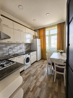 Satılır yeni tikili 2 otaqlı 60 m²,  Masazır-3