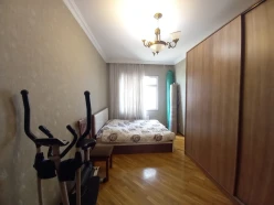 Satılır yeni tikili 3 otaqlı 107 m², İnşaatçılar m.-3