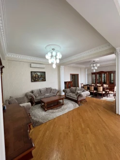 İcarə yeni tikili 4 otaqlı 180 m²,  Sahil m.-2