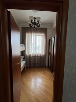 İcarə yeni tikili 4 otaqlı 180 m²,  Sahil m.-16