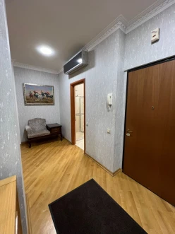 İcarə yeni tikili 4 otaqlı 180 m²,  Sahil m.-20