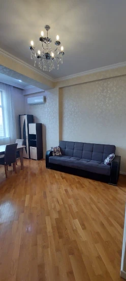 İcarə yeni tikili 2 otaqlı 80 m²,  20 yanvar m.-8