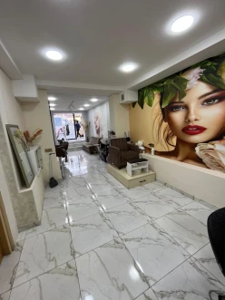 Satılır obyekt 85 m²,  8 Noyabr m.-4