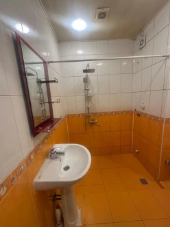 Satılır köhnə tikili 2 otaqlı 42 m²,  20 yanvar m.-8