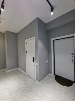 Satılır yeni tikili 2 otaqlı 65 m², Qara Qarayev m.-10