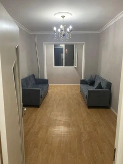 İcarə köhnə tikili 2 otaqlı 45 m², İnşaatçılar m.-7