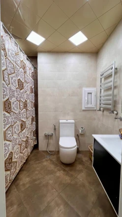 İcarə yeni tikili 3 otaqlı 119 m², Qara Qarayev m.-10