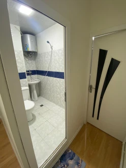 İcarə köhnə tikili 2 otaqlı 45 m², İnşaatçılar m.-8