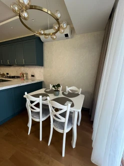 İcarə yeni tikili 3 otaqlı 130 m²,  Şah İsmayıl Xətai m.-5