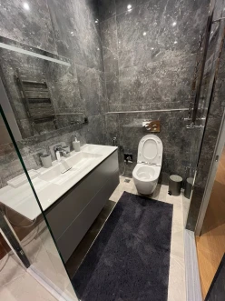 İcarə yeni tikili 3 otaqlı 130 m²,  Şah İsmayıl Xətai m.-8