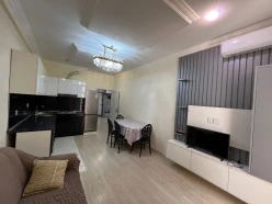 İcarə yeni tikili 2 otaqlı 77 m²,  İnşaatçılar m.-2