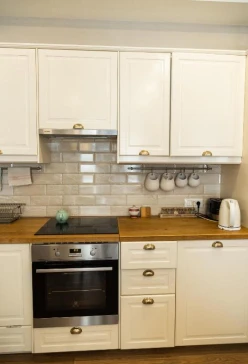 Satılır köhnə tikili 2 otaqlı 84 m², Sahil m.-9 Satılır köhnə tikili 2 otaqlı 84 m², Sahil m.-9