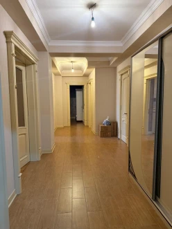 İcarə yeni tikili 3 otaqlı 125 m²,  Elmlər Akademiyası m.-12