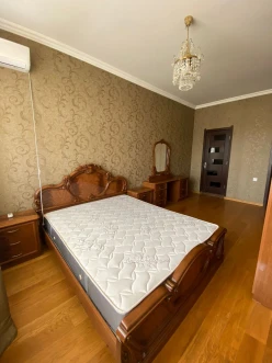 Satılır yeni tikili 3 otaqlı 140 m², Elmlər Akademiyası m.-9 Satılır yeni tikili 3 otaqlı 140 m², Elmlər Akademiyası m.-9