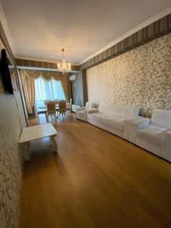 Satılır yeni tikili 3 otaqlı 140 m², Elmlər Akademiyası m.-10 Satılır yeni tikili 3 otaqlı 140 m², Elmlər Akademiyası m.-10