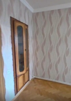 Satılır köhnə tikili 3 otaqlı 75 m², İnşaatçılar m.-7 Satılır köhnə tikili 3 otaqlı 75 m², İnşaatçılar m.-7