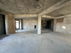 Satılır yeni tikili 3 otaqlı 183 m²,  İnşaatçılar m.-7