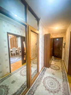 Satılır yeni tikili 2 otaqlı 80 m², Neftçilər m.-12