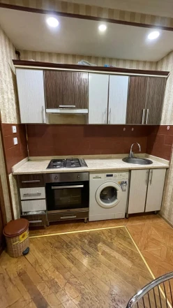 Satılır yeni tikili 2 otaqlı 55 m², İnşaatçılar m.-13