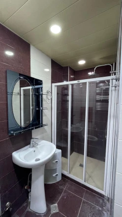 Satılır yeni tikili 2 otaqlı 55 m², İnşaatçılar m.-5