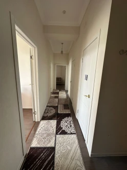 İcarə yeni tikili 3 otaqlı 80 m², İnşaatçılar m.-13