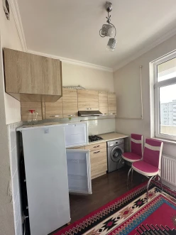 İcarə yeni tikili 3 otaqlı 80 m², İnşaatçılar m.-5