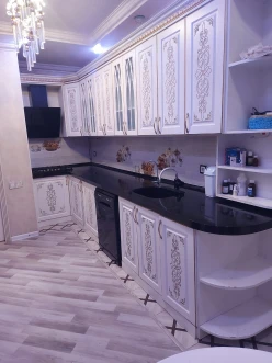 Satılır yeni tikili 3 otaqlı 134 m², İnşaatçılar m.-14