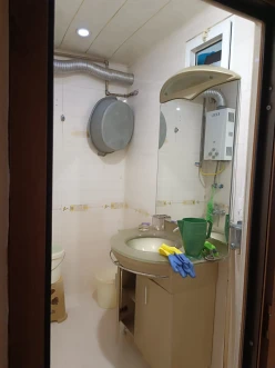 Satılır köhnə tikili 3 otaqlı 64 m², Xalqlar Dostluğu m.-14