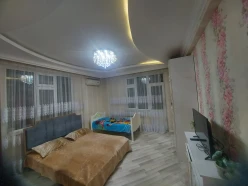 Satılır yeni tikili 3 otaqlı 134 m², İnşaatçılar m.-16