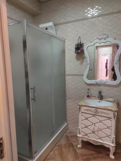 Satılır yeni tikili 3 otaqlı 134 m², İnşaatçılar m.-9